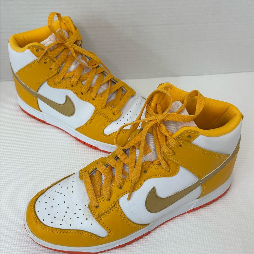 Nike Dunk High-Top University Sneakers - White, Yellow & Gold Accent
